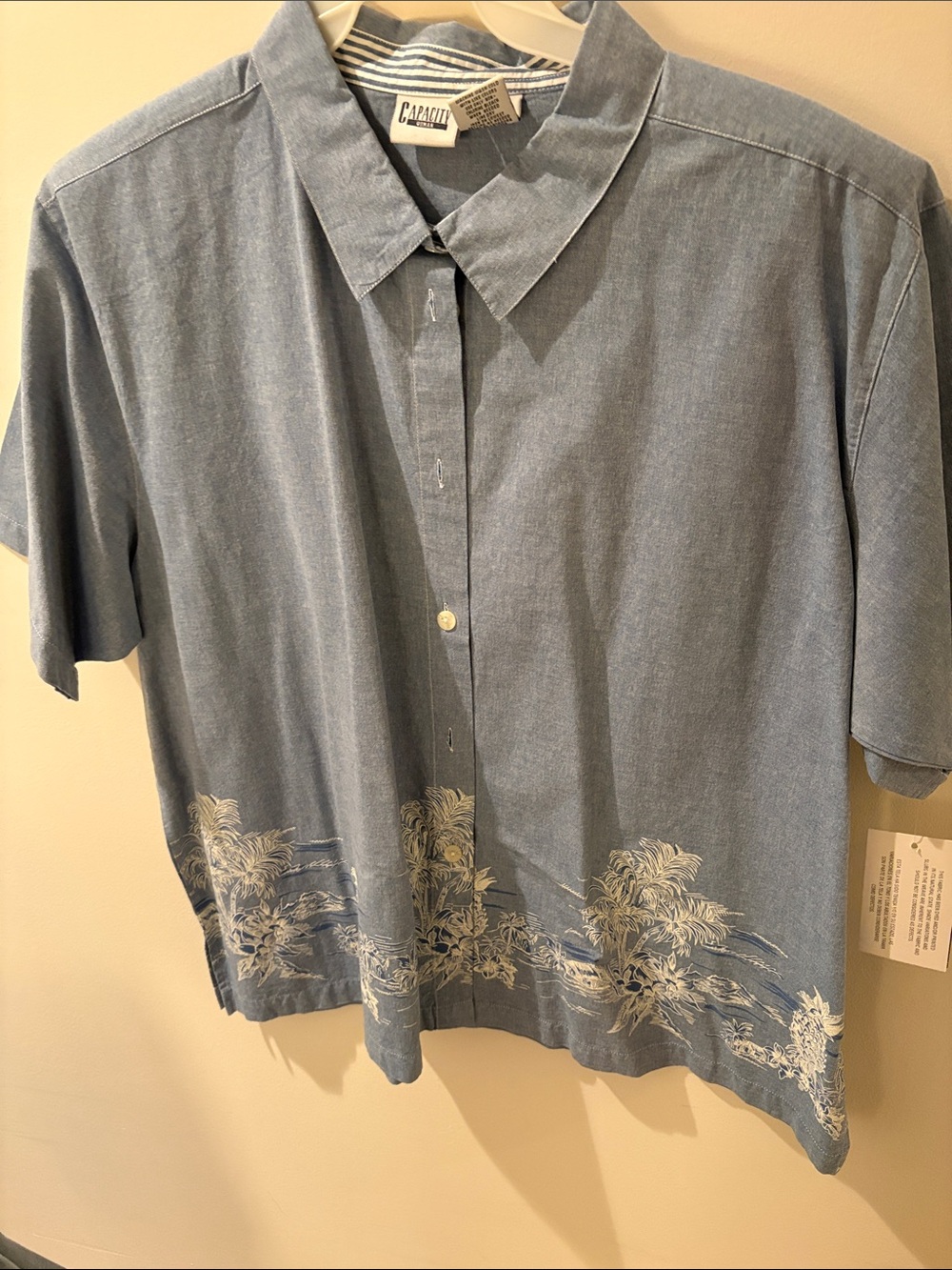 Capezio Light Blue Short-Sleeve Button-Down Shirt with White Palm Print